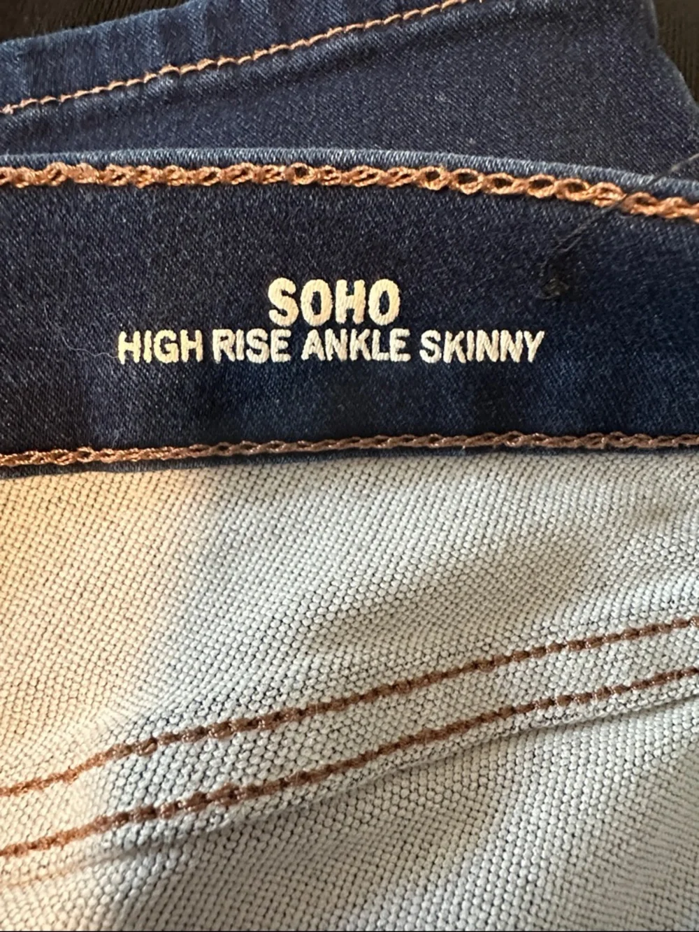 Nicole Miller Dark Blue Skinny Jeans - Picture 4 of 6